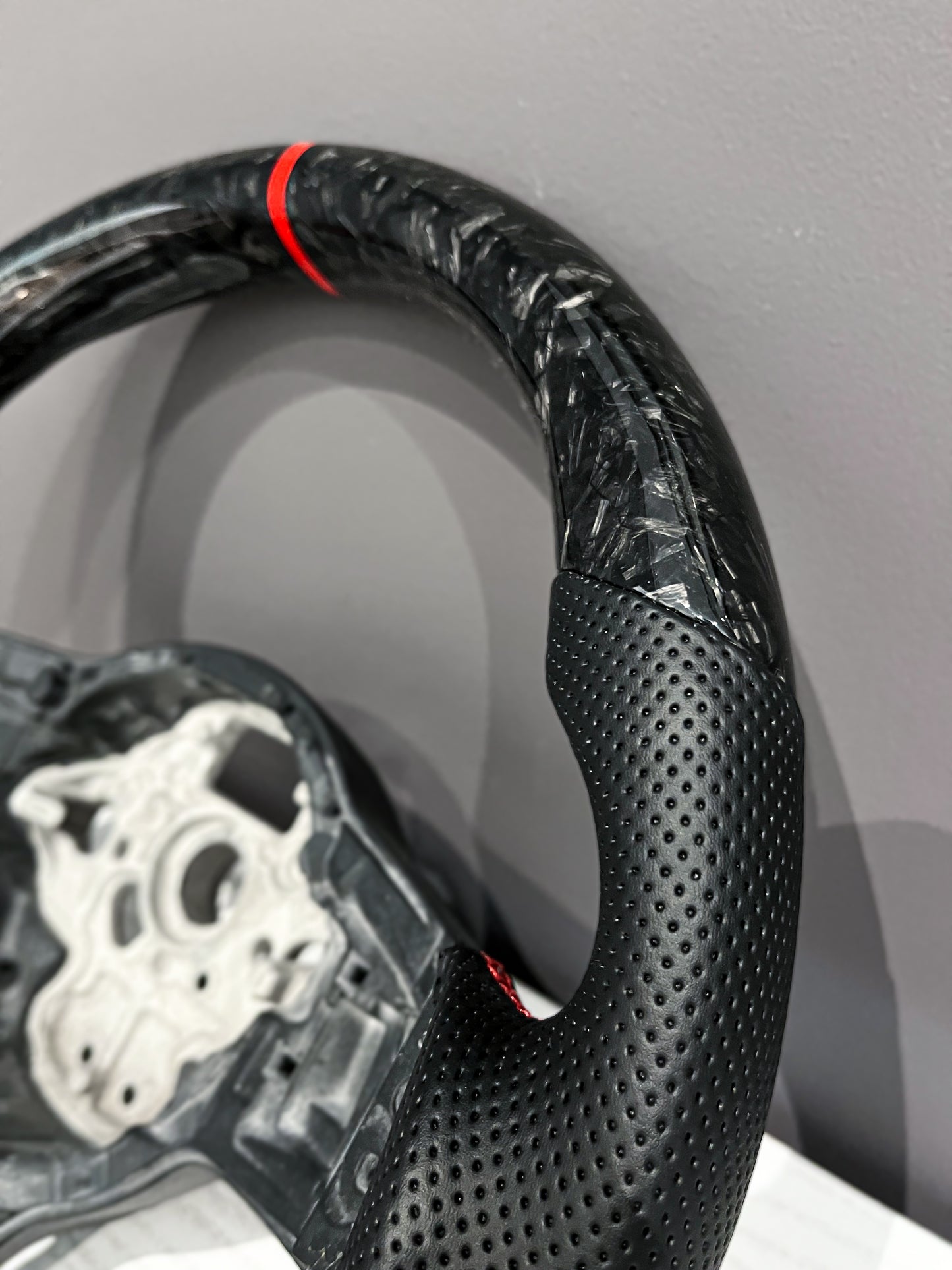 VW GOLF-7 / POLO / SCIROCCO CARBON FIBER STEERING WHEEL