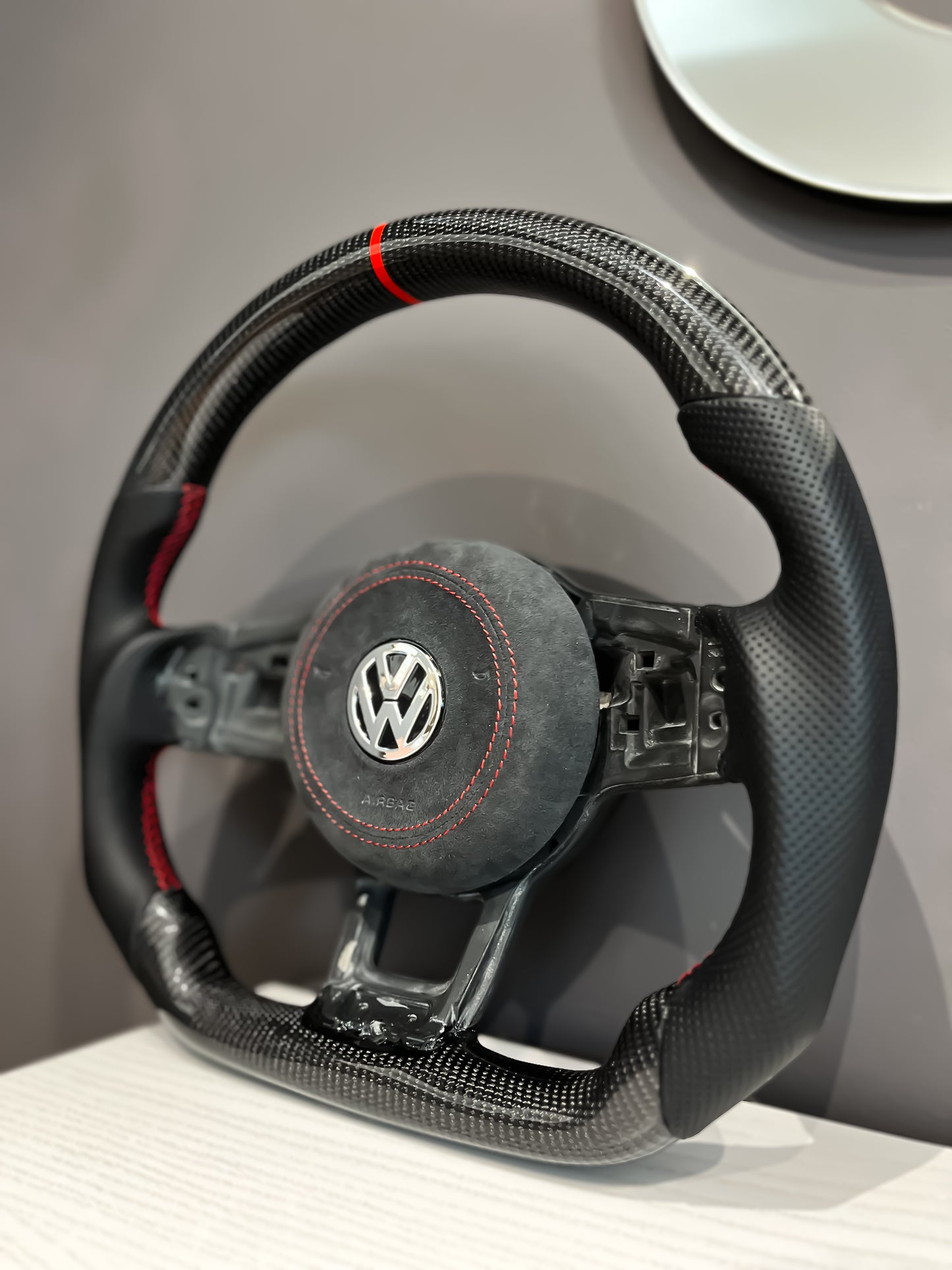 VW GOLF-7 / POLO / SCIROCCO CARBON FIBER STEERING WHEEL