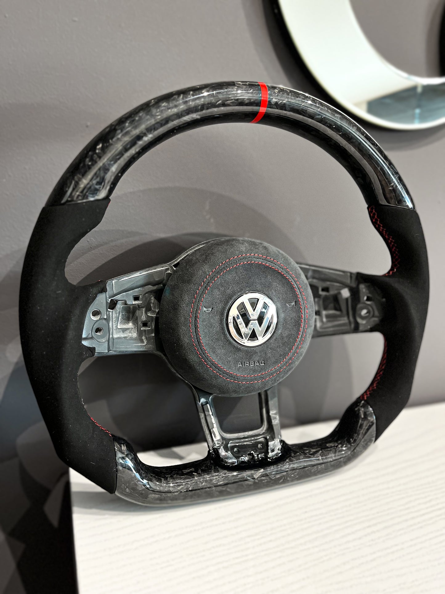 VW GOLF-7 / POLO / SCIROCCO CARBON FIBER STEERING WHEEL