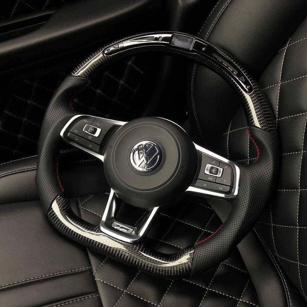 VW GOLF-7 / POLO / SCIROCCO CARBON FIBER STEERING WHEEL LED